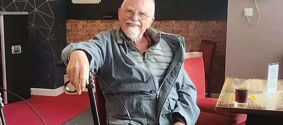 Men focus on making memories and sharing old ones at Alston House Men focus on making memories and sharing old ones at Alston House